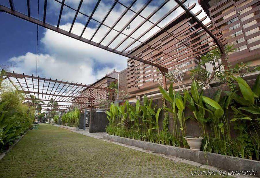 White Lotus Villas Seminyak Exterior foto