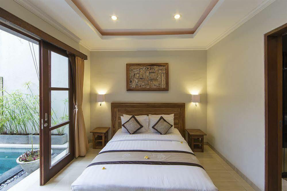 White Lotus Villas Seminyak Exterior foto
