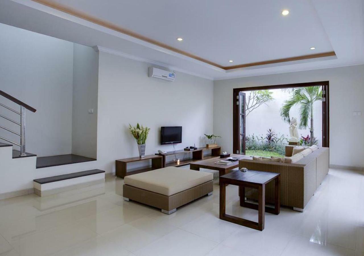 White Lotus Villas Seminyak Exterior foto